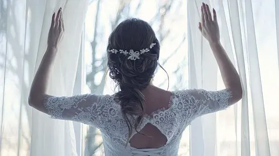 Brautkopfschmuck: Haaraccessoires für euren Hochzeitslook, Bild 1