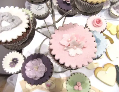 Cupcakes zur Hochzeit: Die kleine Alternative zur Torte, Bild 6