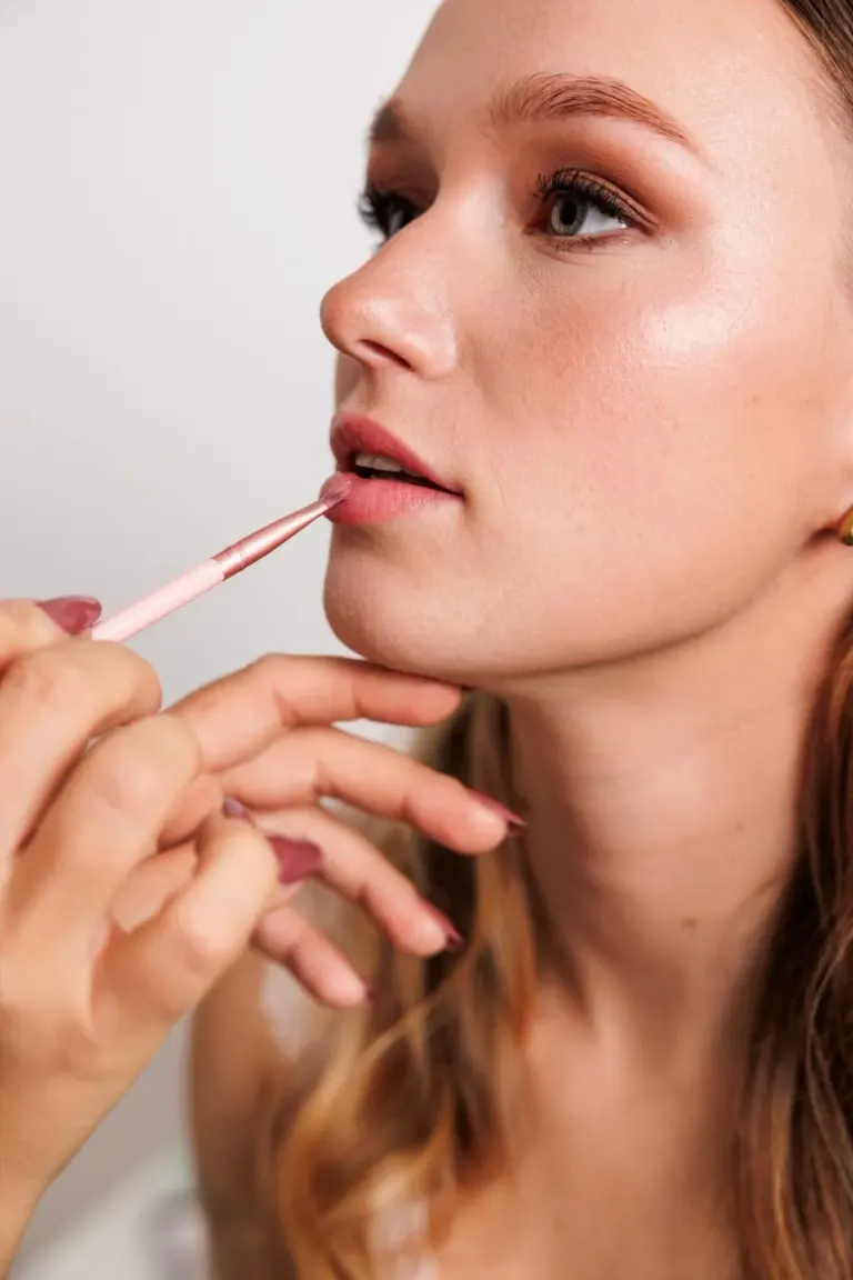 Zauberhafte Braut Make-up & Hair, Bild 1