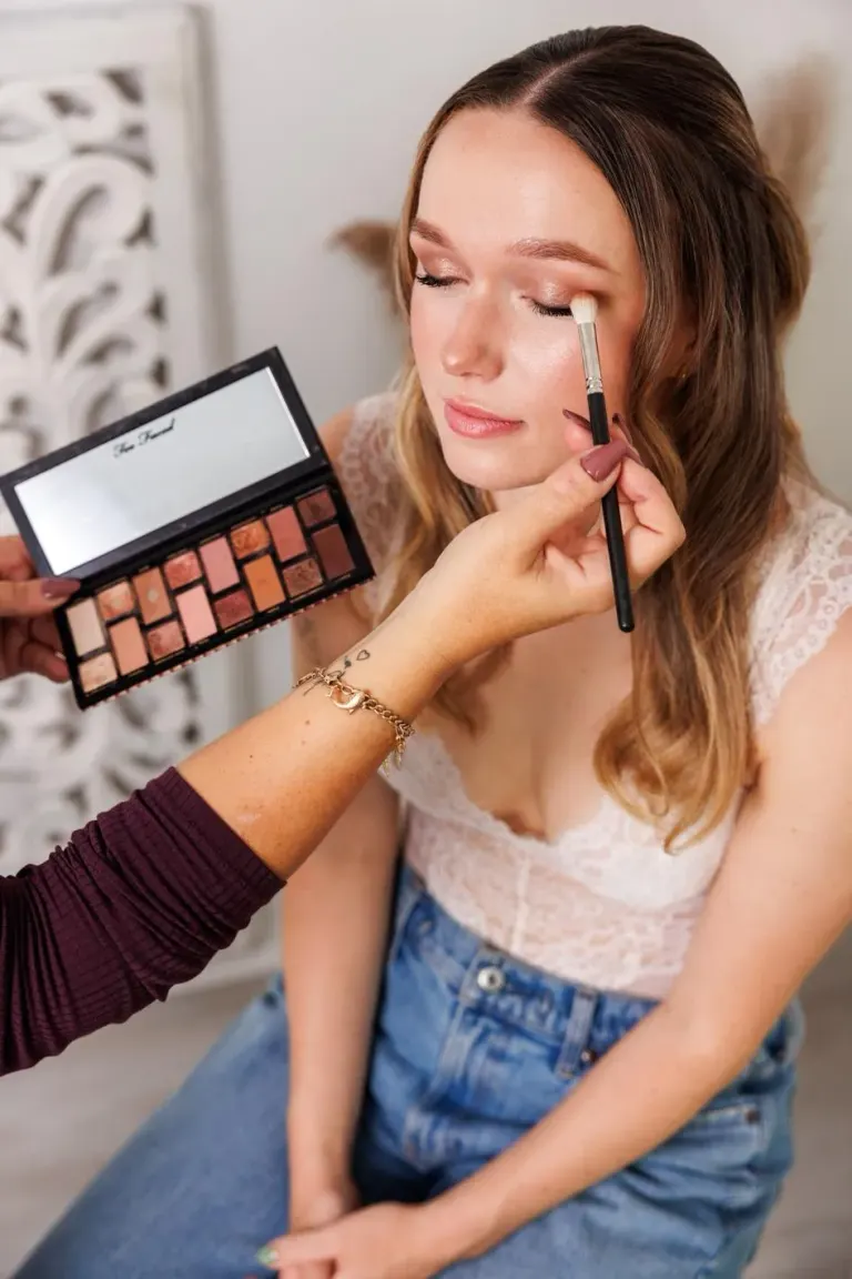 Zauberhafte Braut Make-up & Hair, Bild 4