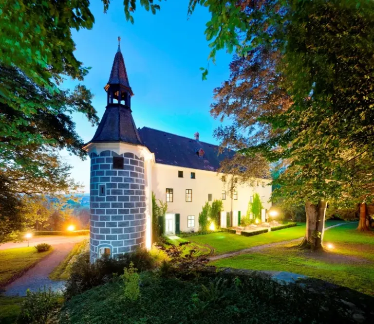 Schloss Ernegg, Bild 3