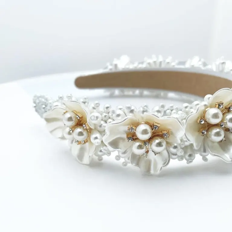 My Queens Accessories, Bild 2